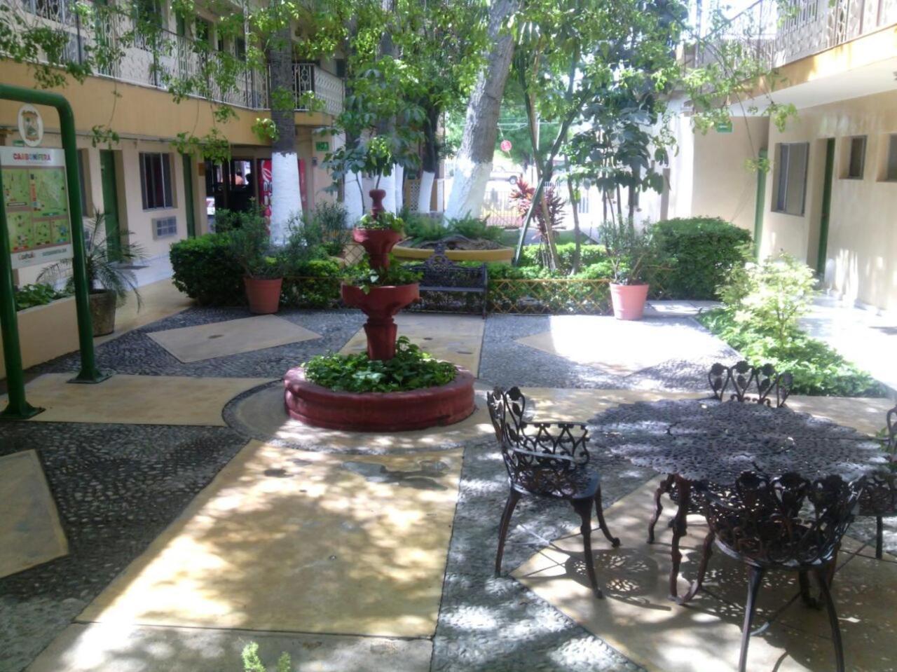 Hotel El Dorado Sabinas Eksteriør billede