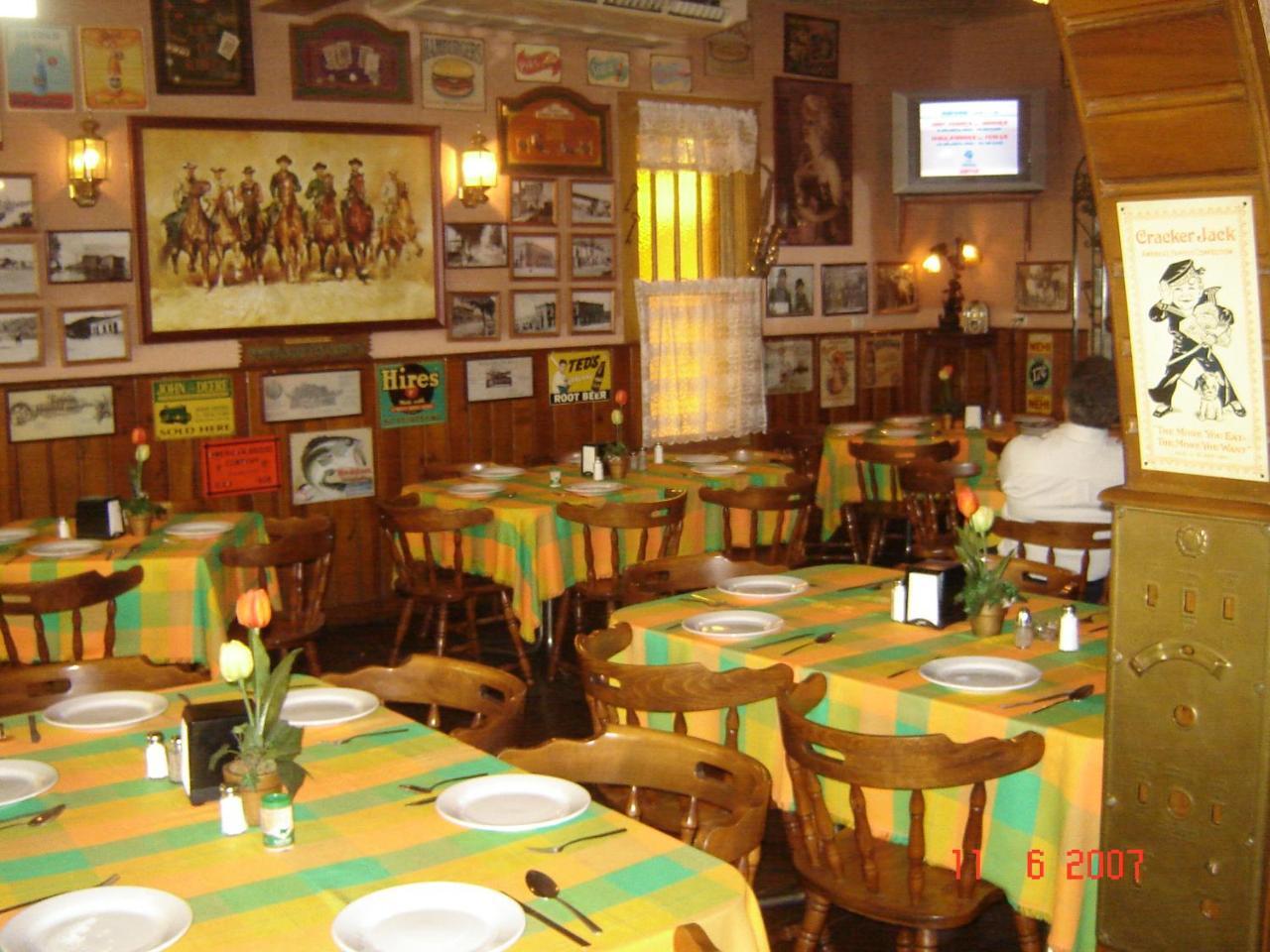 Hotel El Dorado Sabinas Eksteriør billede