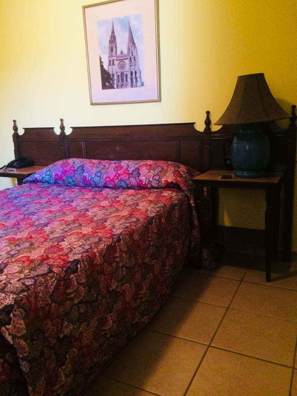 Hotel El Dorado Sabinas Eksteriør billede