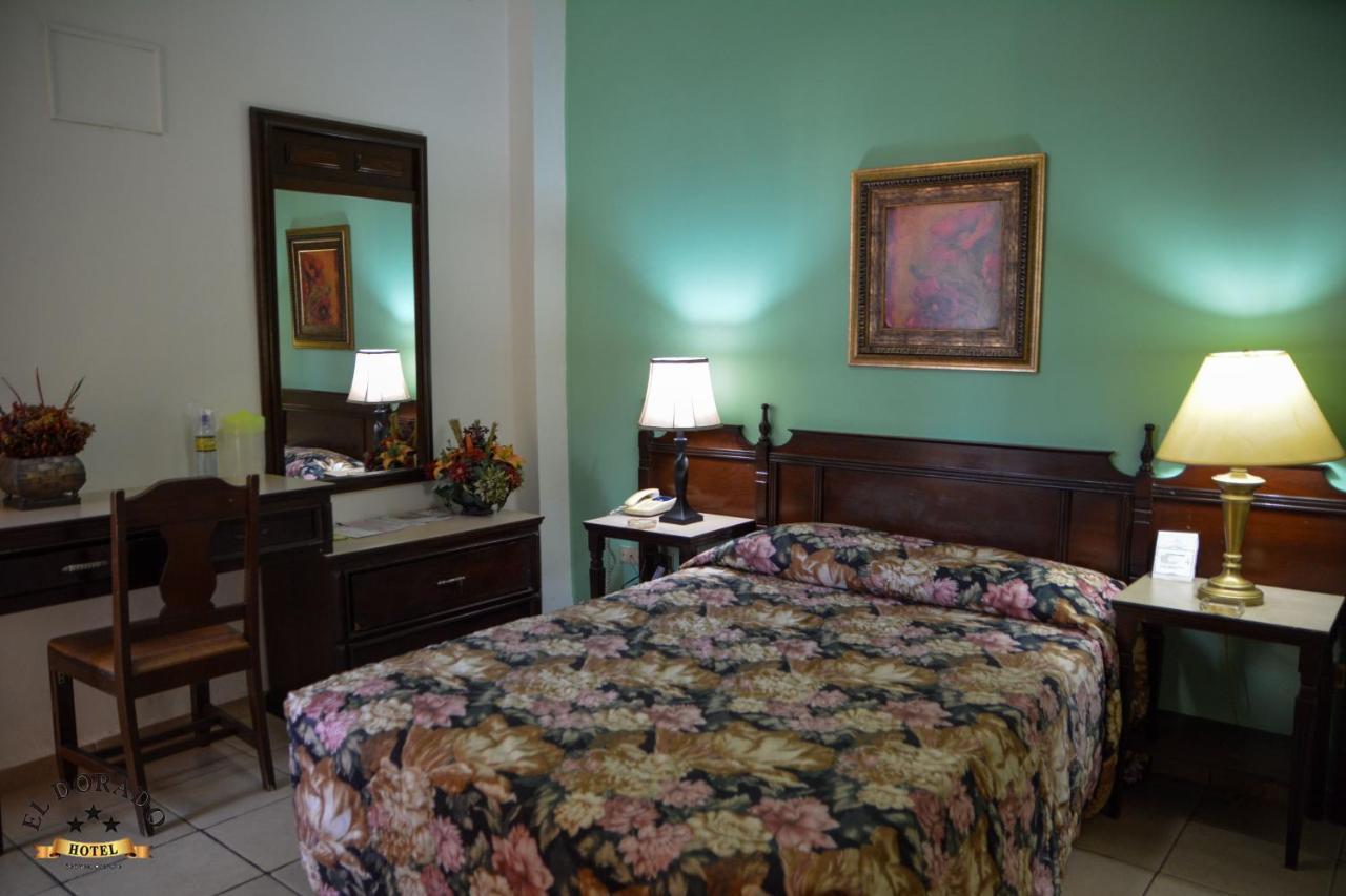 Hotel El Dorado Sabinas Eksteriør billede